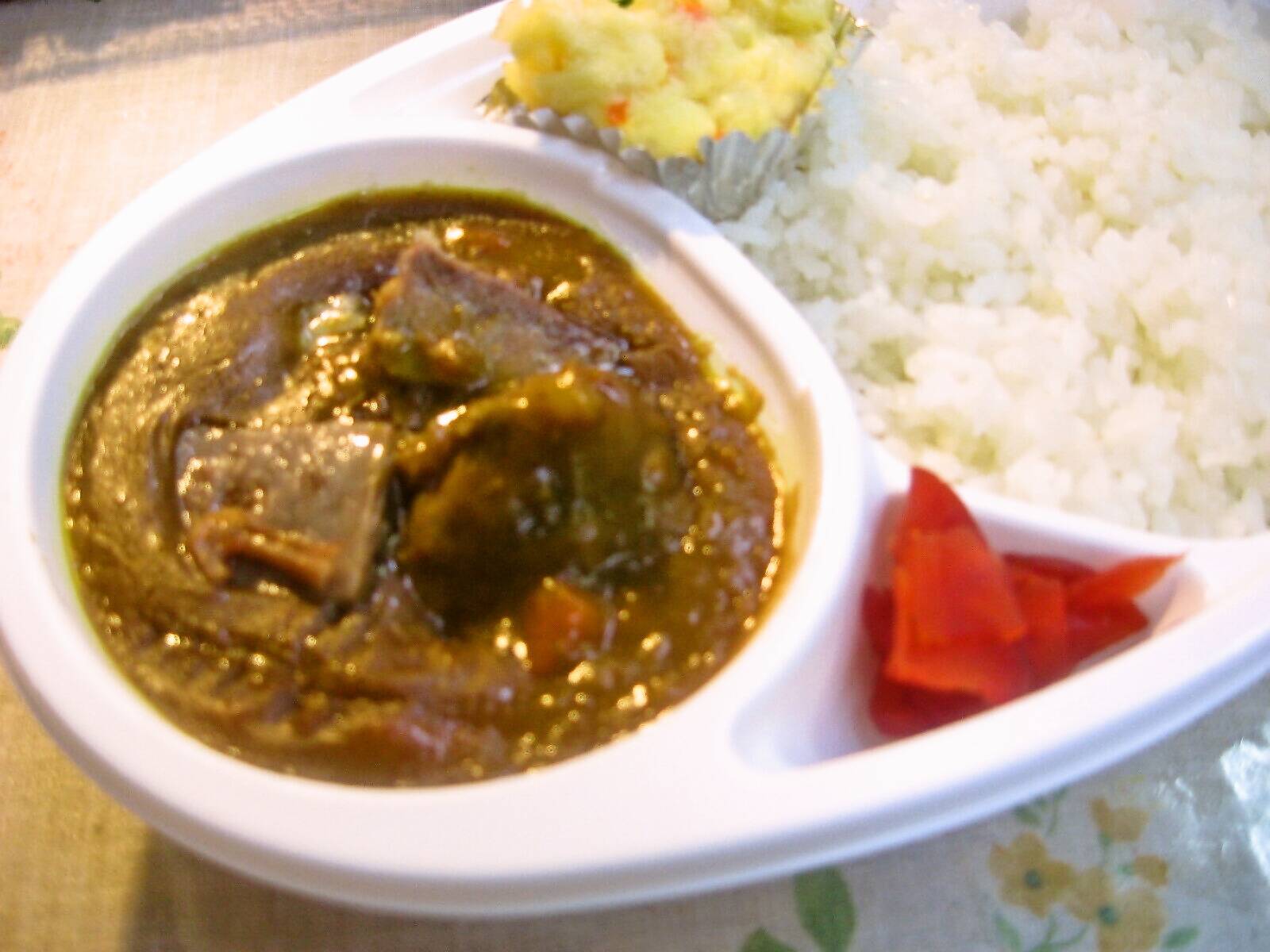 カレー弁当
